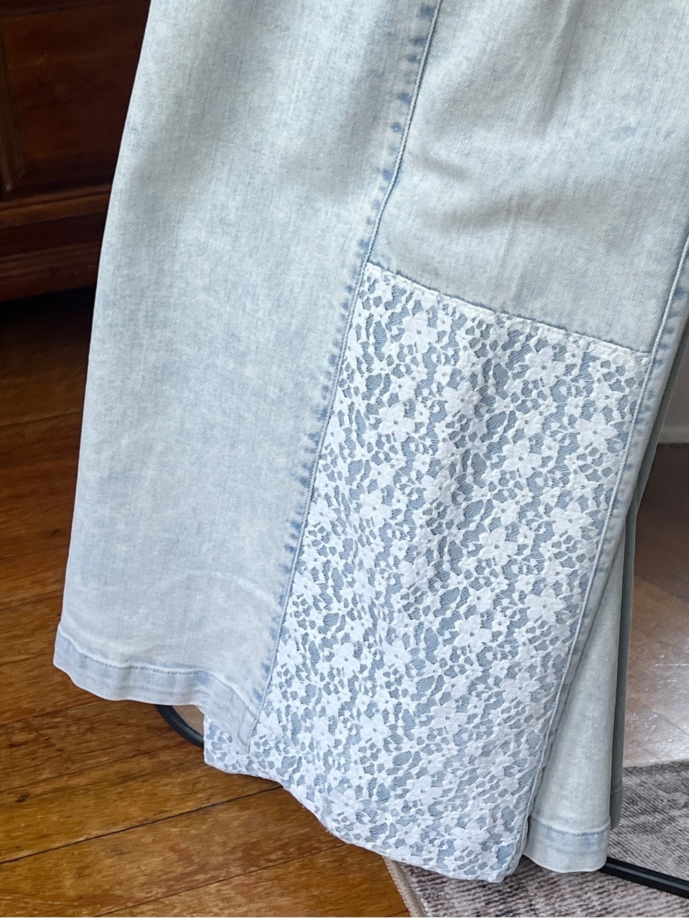 NWT Anthropologie Pilcro Lace Denim Wide-Leg Jumpsuit L - Picture 4 of 5